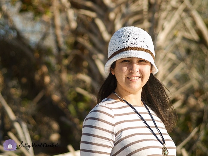 Find the free Bay Breeze Cloche pattern at SaltyPearlCrochet.com!