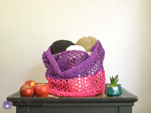 Two Tone Mesh Crochet Market Bag Pattern • Salty Pearl Crochet