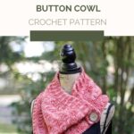 Collage for free crochet cowl pattern.