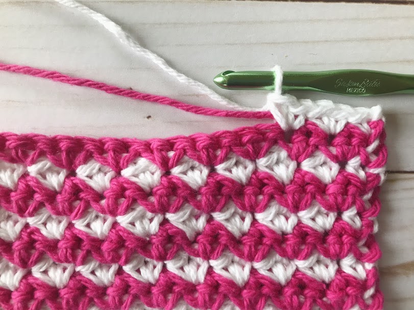 A crochet dishcloth step by step tutorial photo.