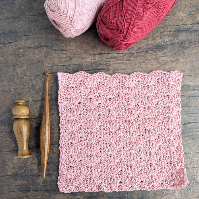 Simple Scallop Dishcloth
