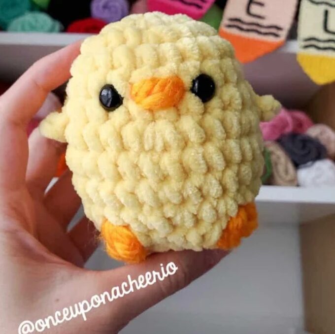 No-Sew Chubby Chick